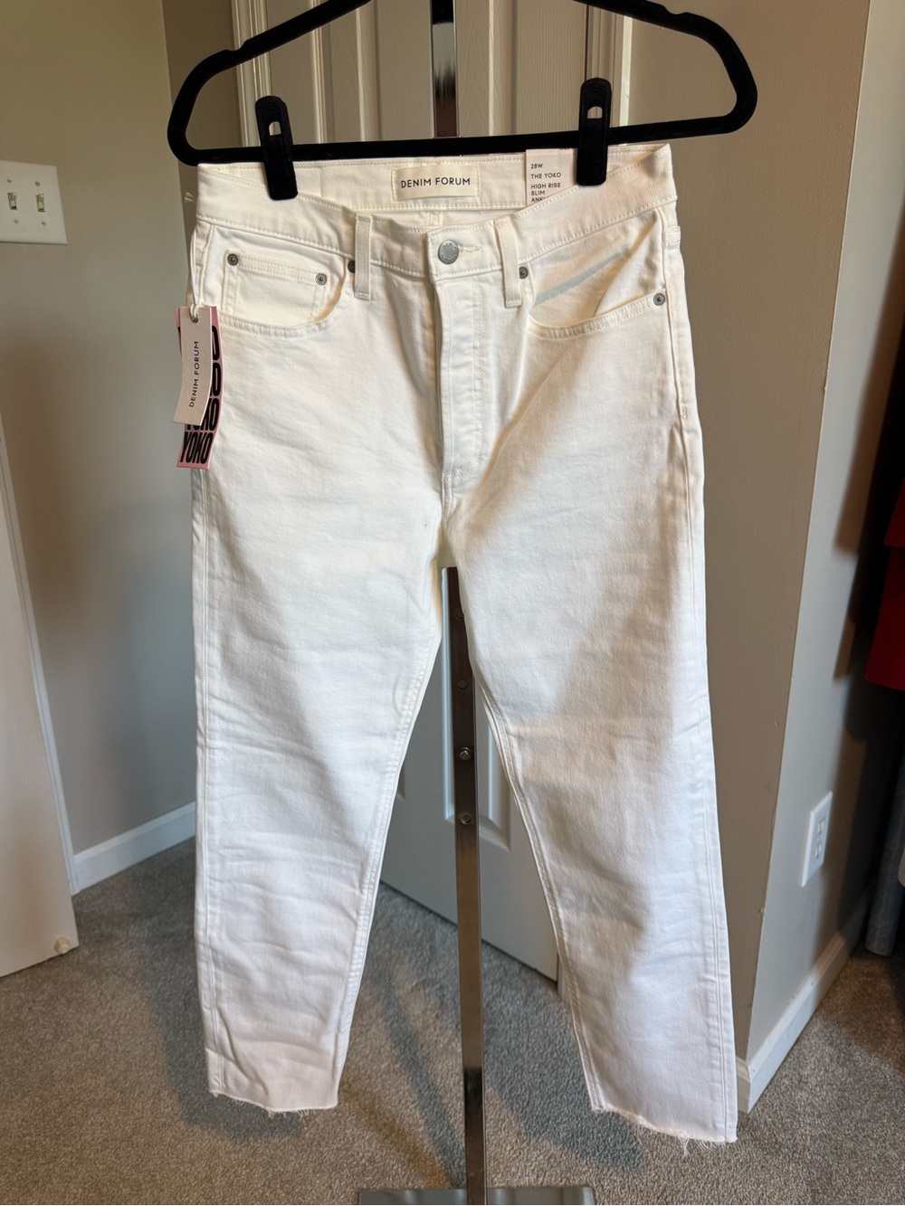 Denim Forum White Ankle Crop Jeans with Raw Hem